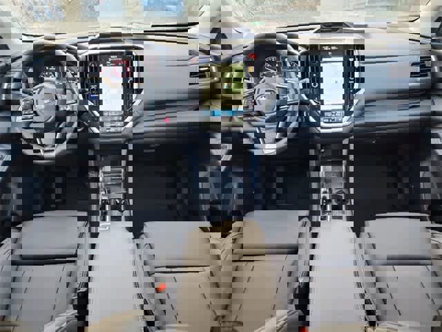 New 2025 Subaru Ascent Limited image 13