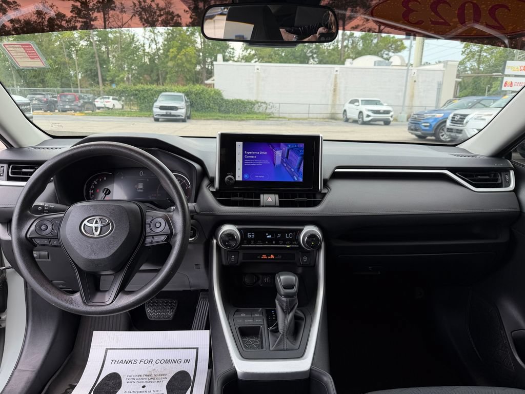 Used 2023 Toyota RAV4 XLE FWD image 16
