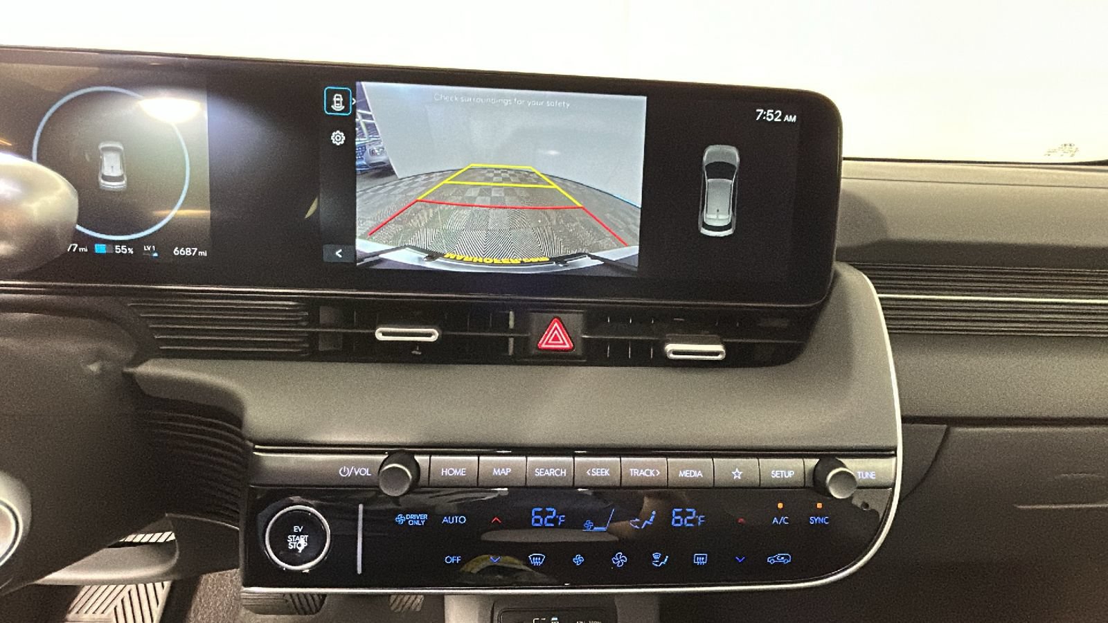 Used 2025 Hyundai Ioniq 5 SEL RWD image 25