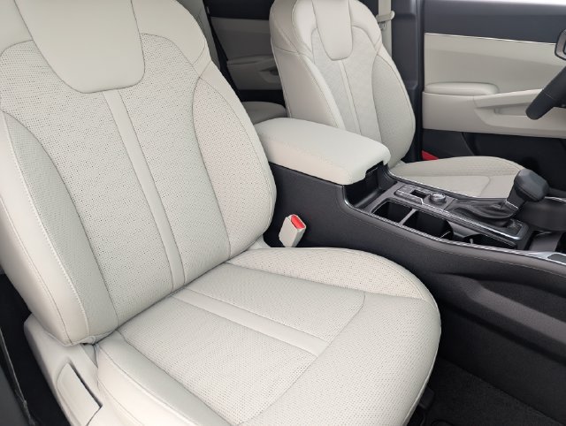 Certified 2026 Kia Sorento S FWD image 10