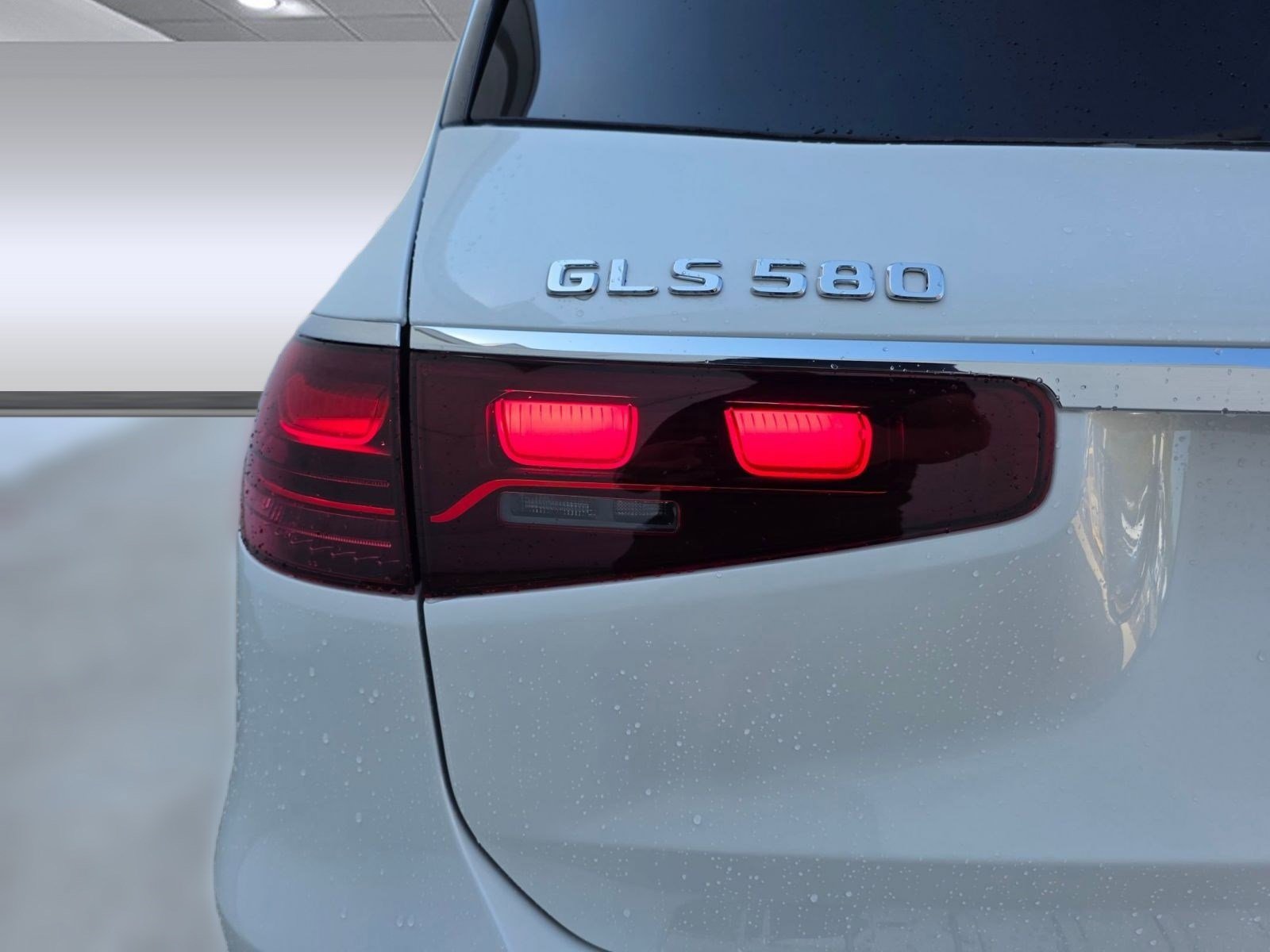 New 2026 Mercedes-Benz GLS 580 4MATIC image 19