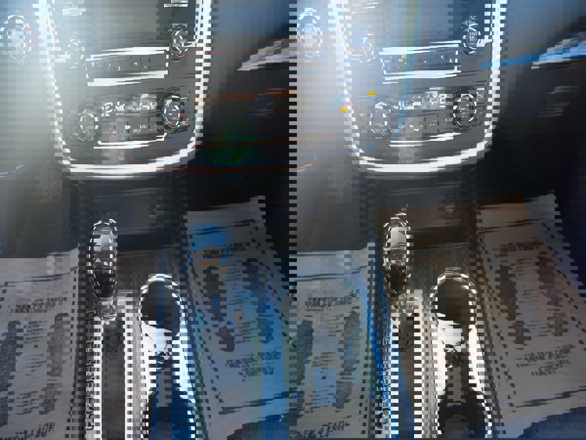 Used 2017 Nissan Altima 2.5 SL w/ Moonroof Package image 12