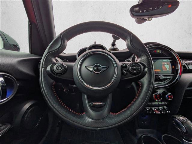 Used 2019 MINI Cooper S image 10
