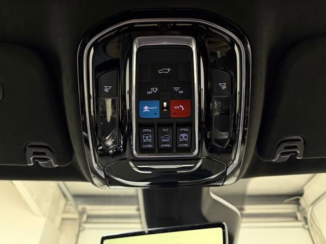 Used 2024 Jeep Grand Wagoneer L Series II w/ Quick Order Packagew 28T image 26