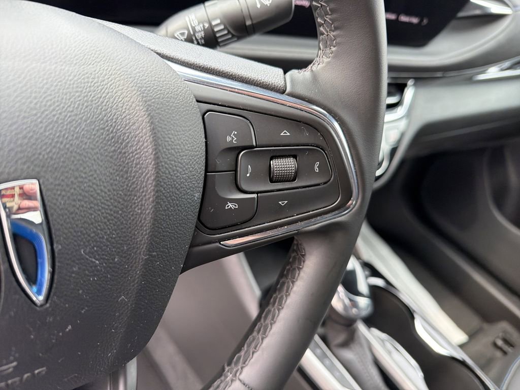 Used 2025 Buick Envista Sport Touring FWD image 20