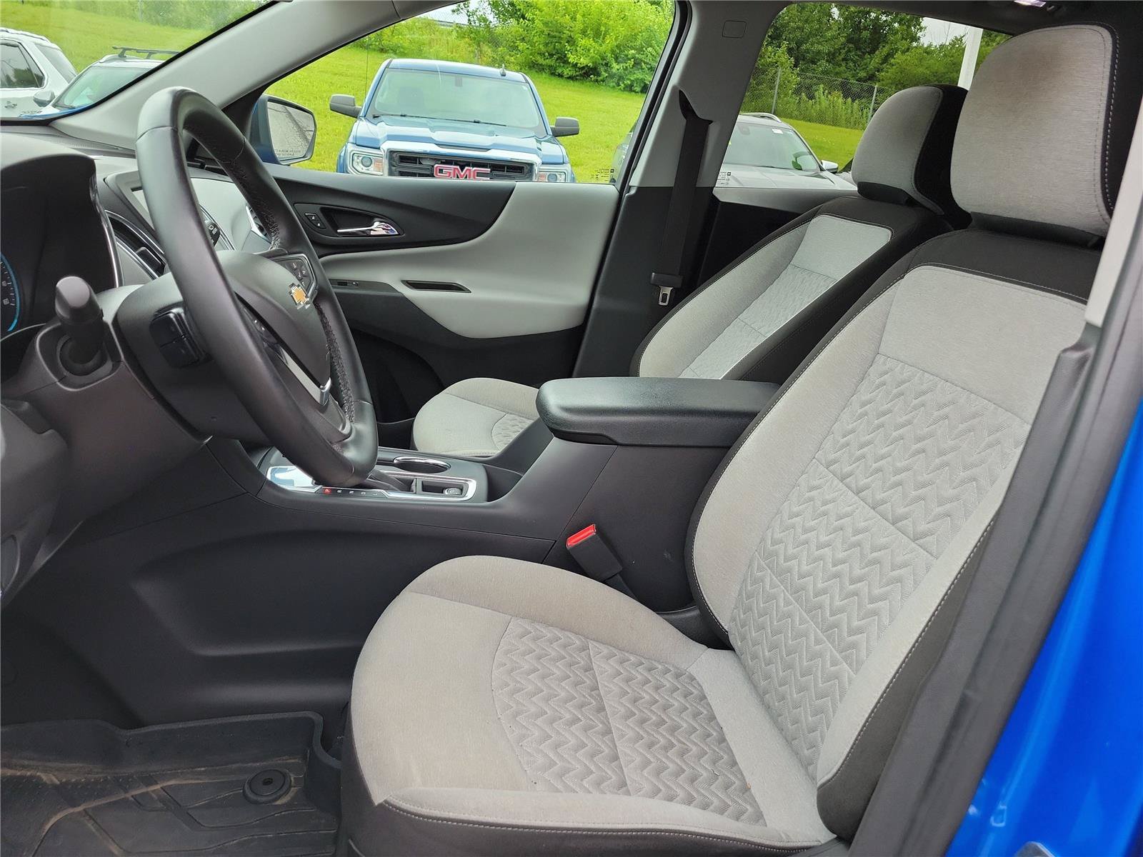 Used 2024 Chevrolet Equinox LT w/ LPO, Floor Liner Package FWD image 18