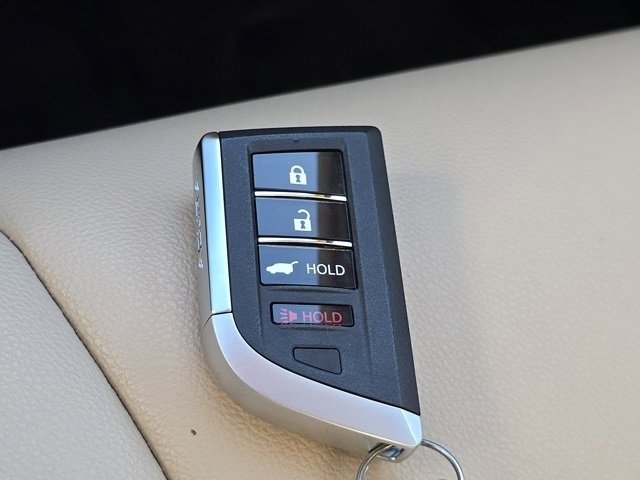 Used 2023 Acura MDX SH-AWD image 35