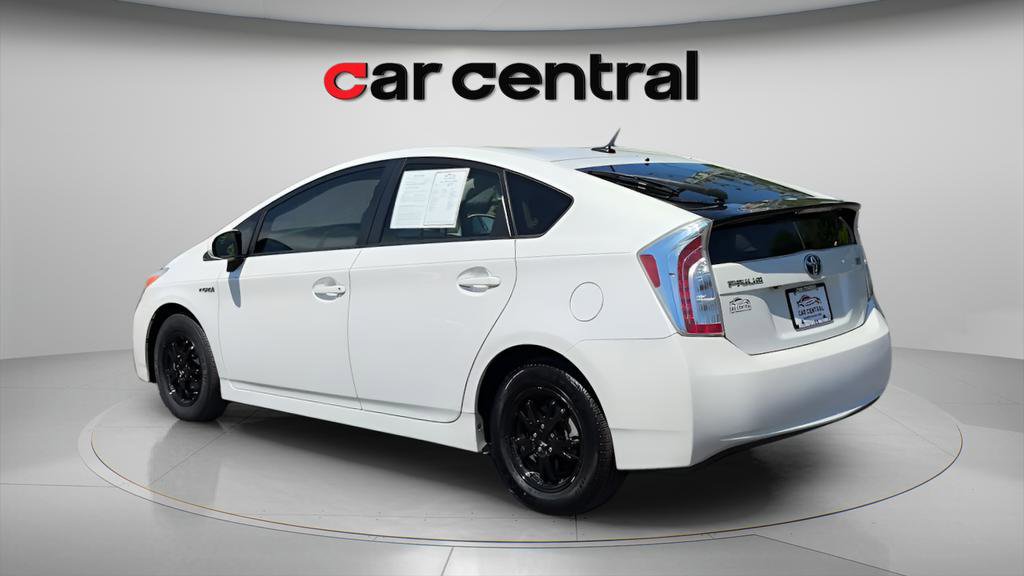 Used 2013 Toyota Prius Three FWD image 3