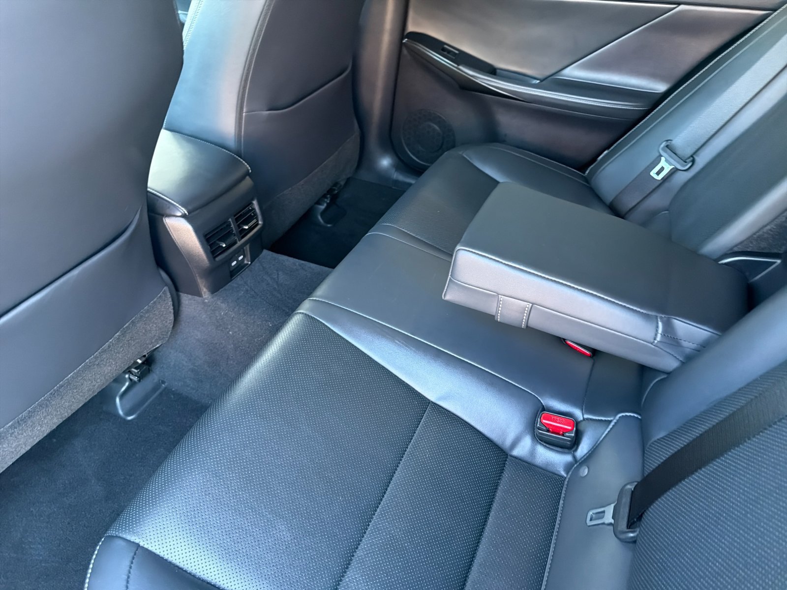 Used 2026 Lexus IS 350 F Sport RWD image 14