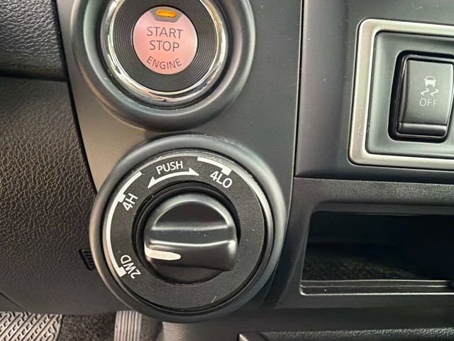 Used 2022 Nissan Titan S w/ HD Front GAWR Package AWD/4WD image 25