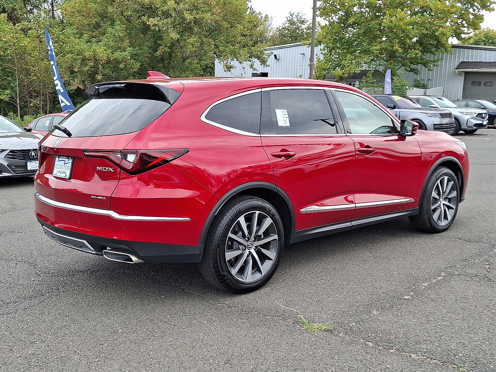 Certified 2025 Acura MDX SH-AWD w/ Technology Package image 6
