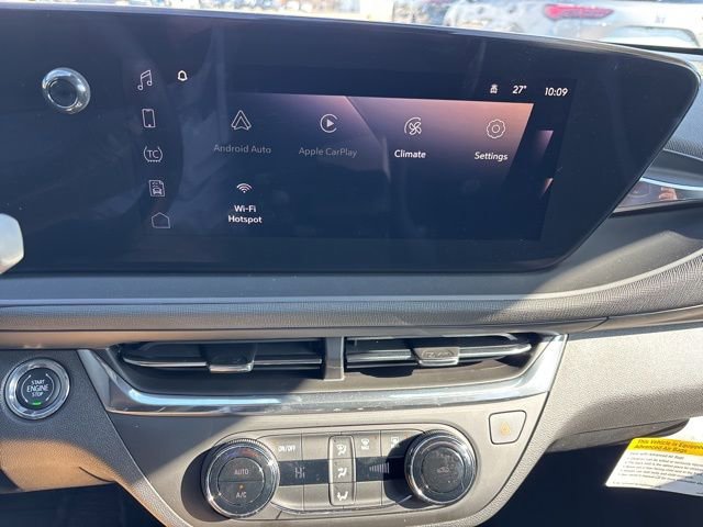 Used 2025 Buick Envista Preferred w/ Convenience II Package image 19