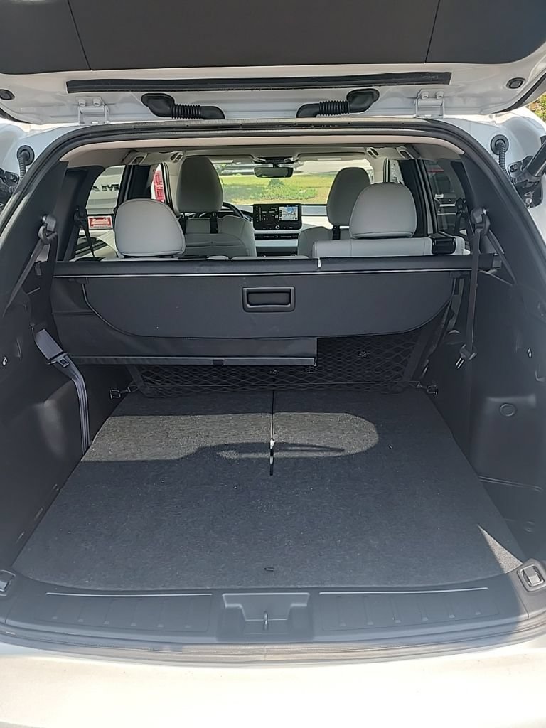 Used 2025 Mitsubishi Outlander SE AWD/4WD image 11