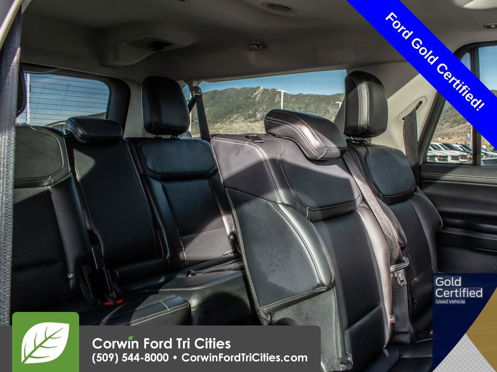 Used 2025 Ford Expedition Max Platinum image 16