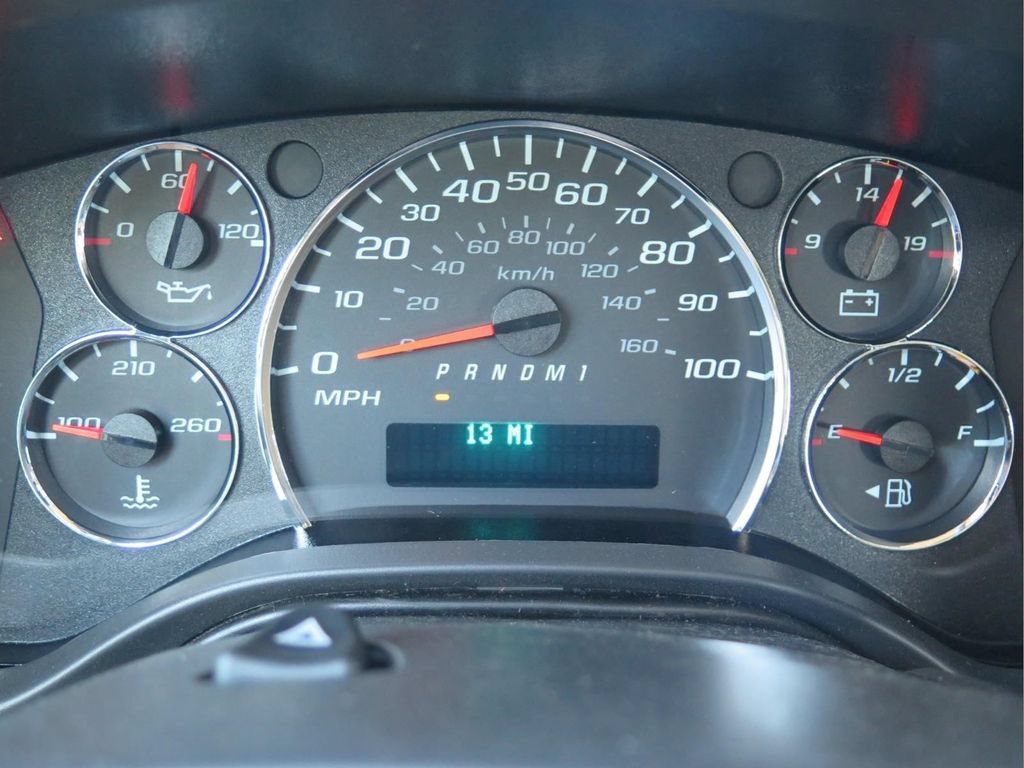 New 2026 Chevrolet Express 2500 w/ Driver Convenience Package RWD image 12