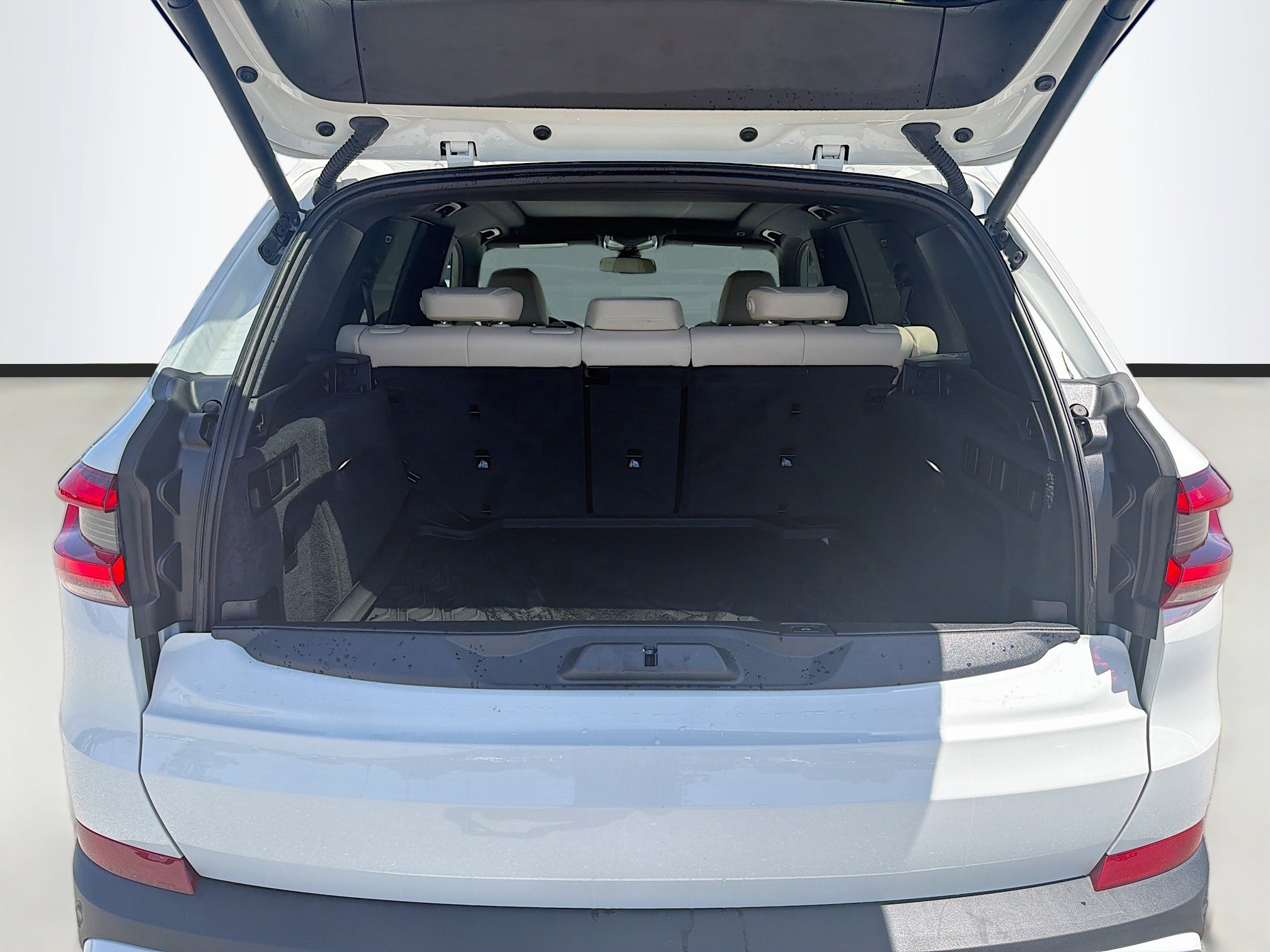 Used 2021 BMW X5 sDrive40i w/ Premium Package image 12