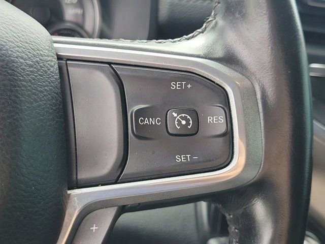 Used 2019 RAM 1500 Laramie w/ Off Road Group AWD/4WD image 31