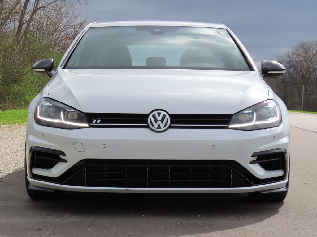 Used 2018 Volkswagen Golf R 4-Door image 20