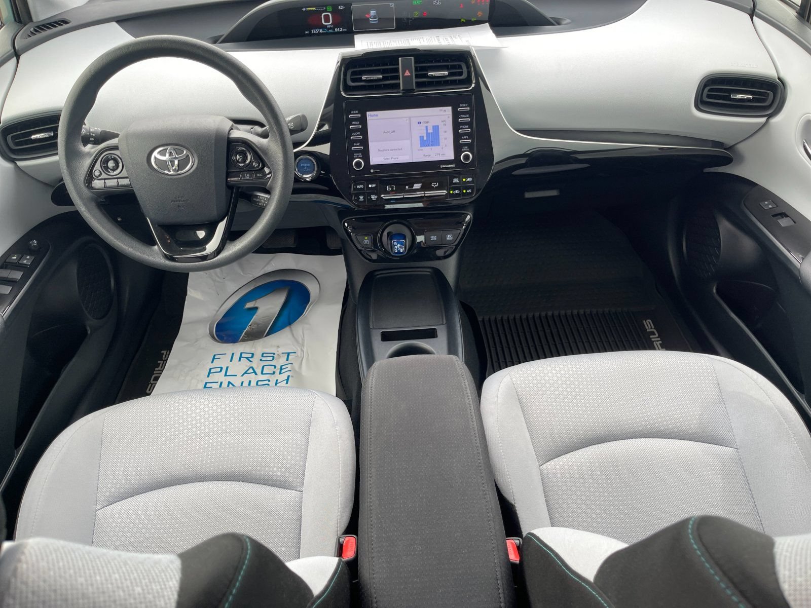 Used 2021 Toyota Prius LE FWD image 15