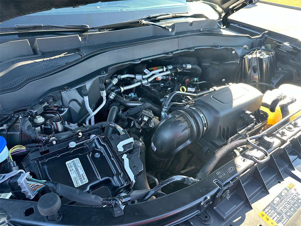 Certified 2023 Ford Explorer XLT w/ Equipment Group 202A image 26