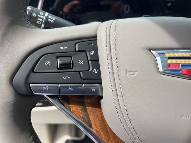 Certified 2023 Cadillac Escalade ESV Premium Luxury Platinum RWD image 23