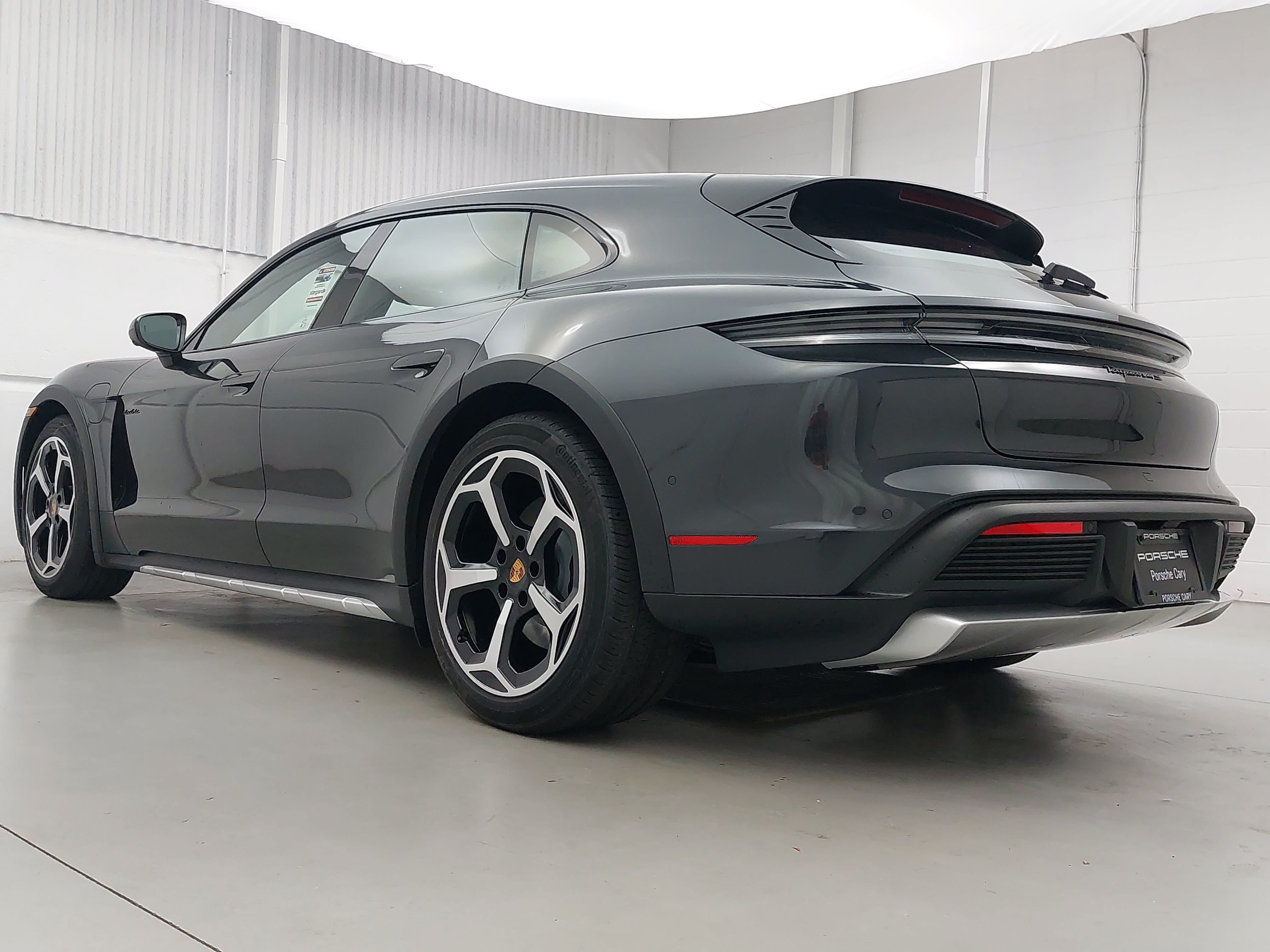 New 2026 Porsche Taycan 4S AWD/4WD image 3