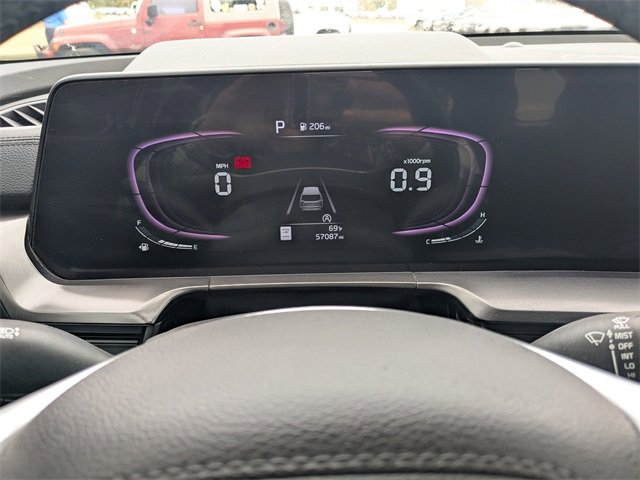 Used 2024 Kia Telluride S image 29