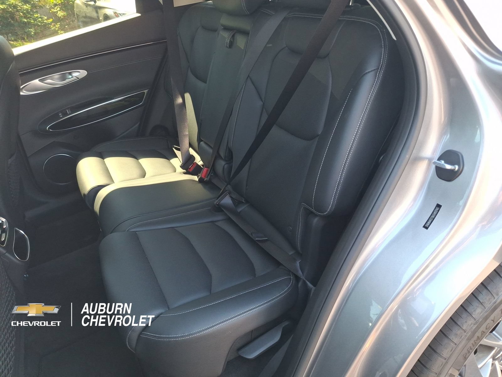 Used 2025 Genesis GV70 2.5T AWD/4WD image 16