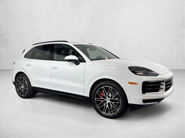 New 2025 Porsche Cayenne S AWD/4WD image 7