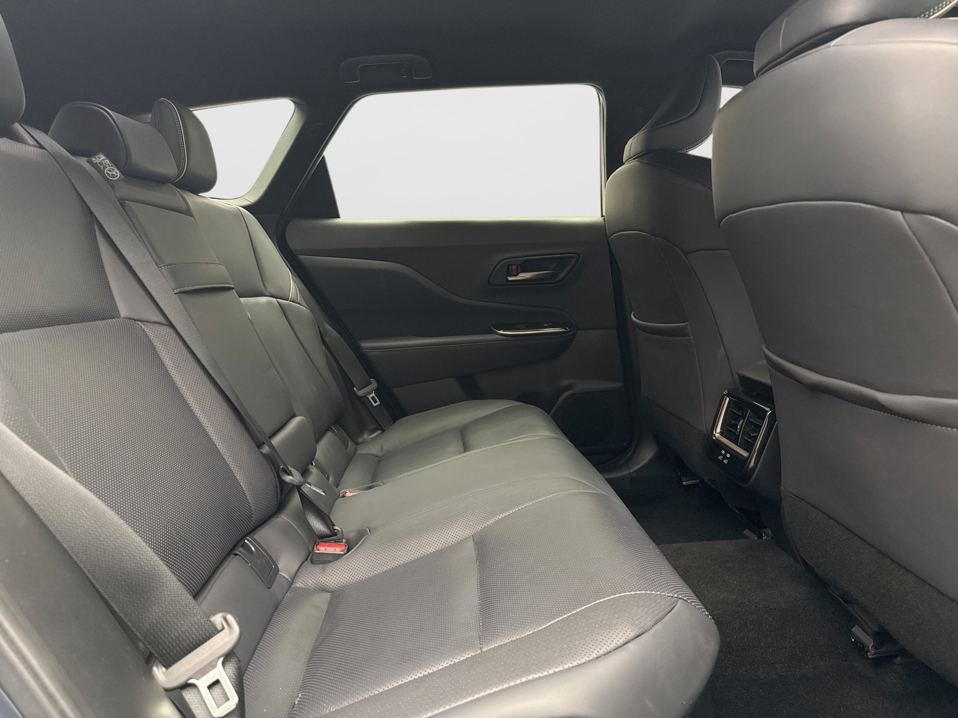 Used 2025 Toyota Crown Signia AWD/4WD image 19