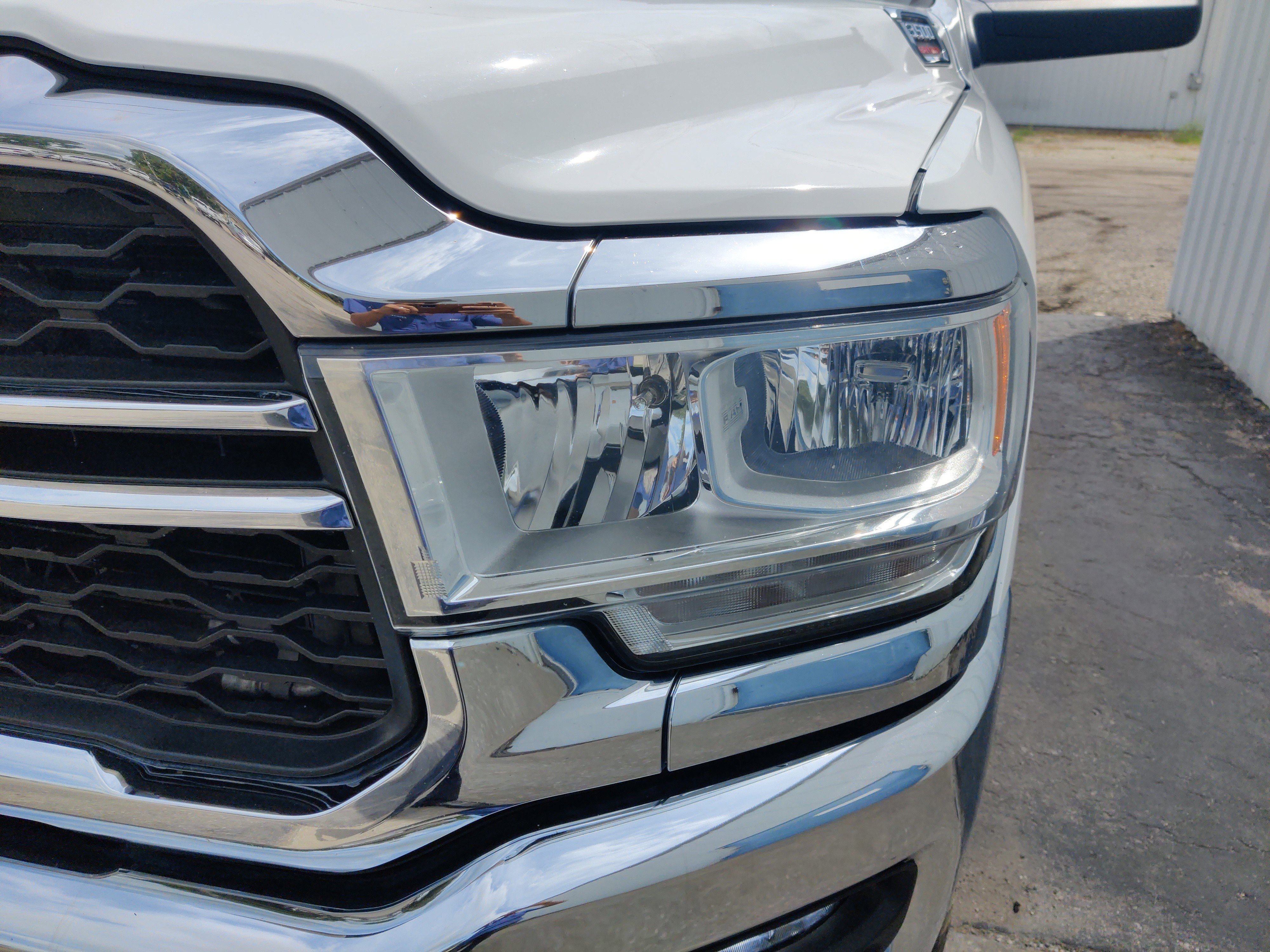 Used 2020 RAM 3500 Tradesman w/ Chrome Appearance Group image 6