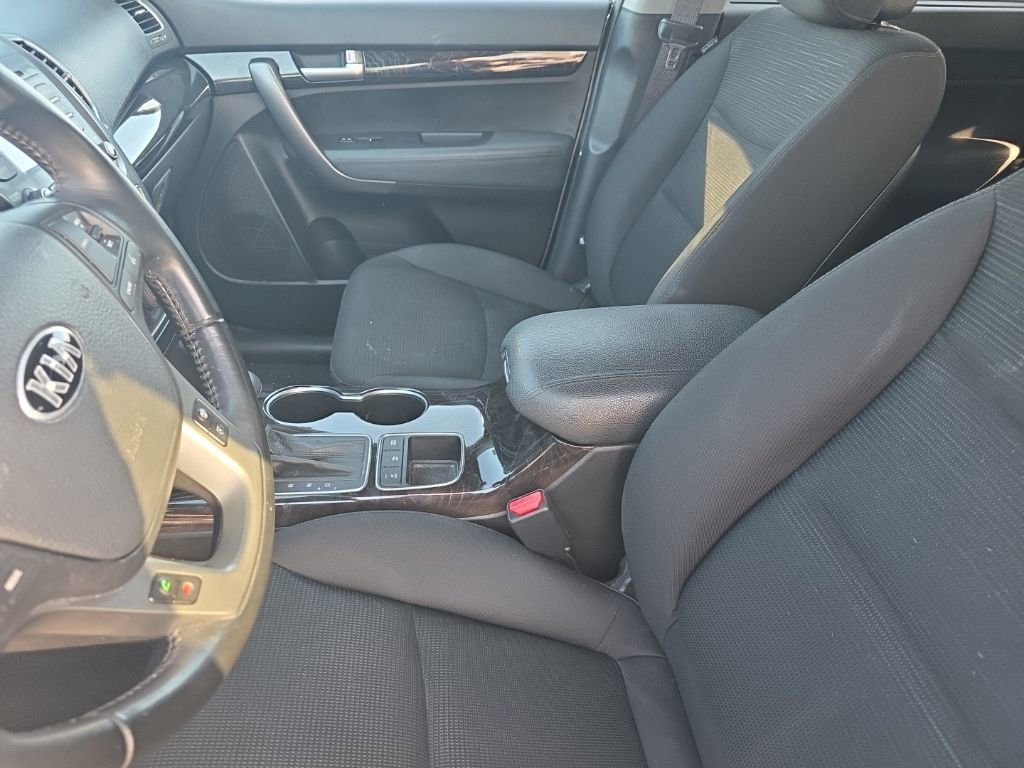 Used 2014 Kia Sorento LX w/ LX V6 Convenience Package image 13