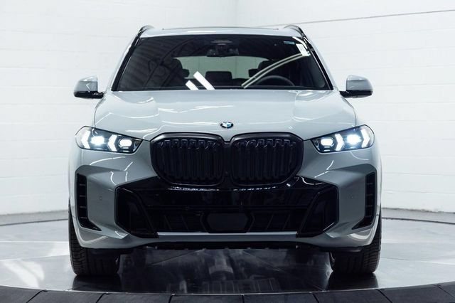New 2026 BMW X5 xDrive40i w/ M Sport Package AWD/4WD image 7
