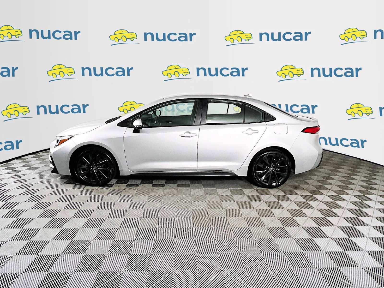 Used 2024 Toyota Corolla SE FWD image 4