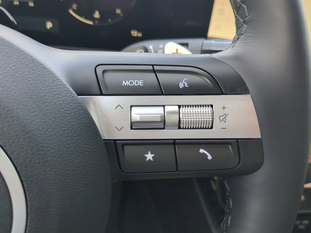 New 2025 Hyundai Santa Cruz Limited image 13