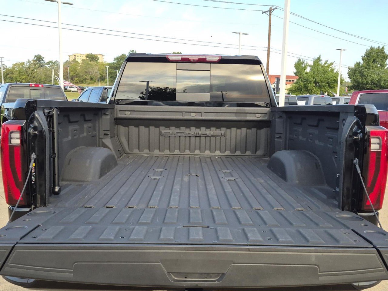 Certified 2024 GMC Sierra 2500 Denali w/ Denali Reserve Package AWD/4WD image 9
