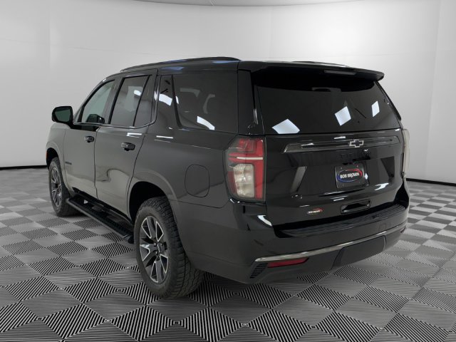 Used 2021 Chevrolet Tahoe Z71 w/ Z71 Signature Package AWD/4WD image 3