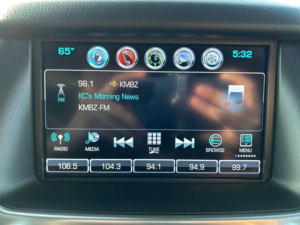 Used 2019 Chevrolet Suburban Premier image 33