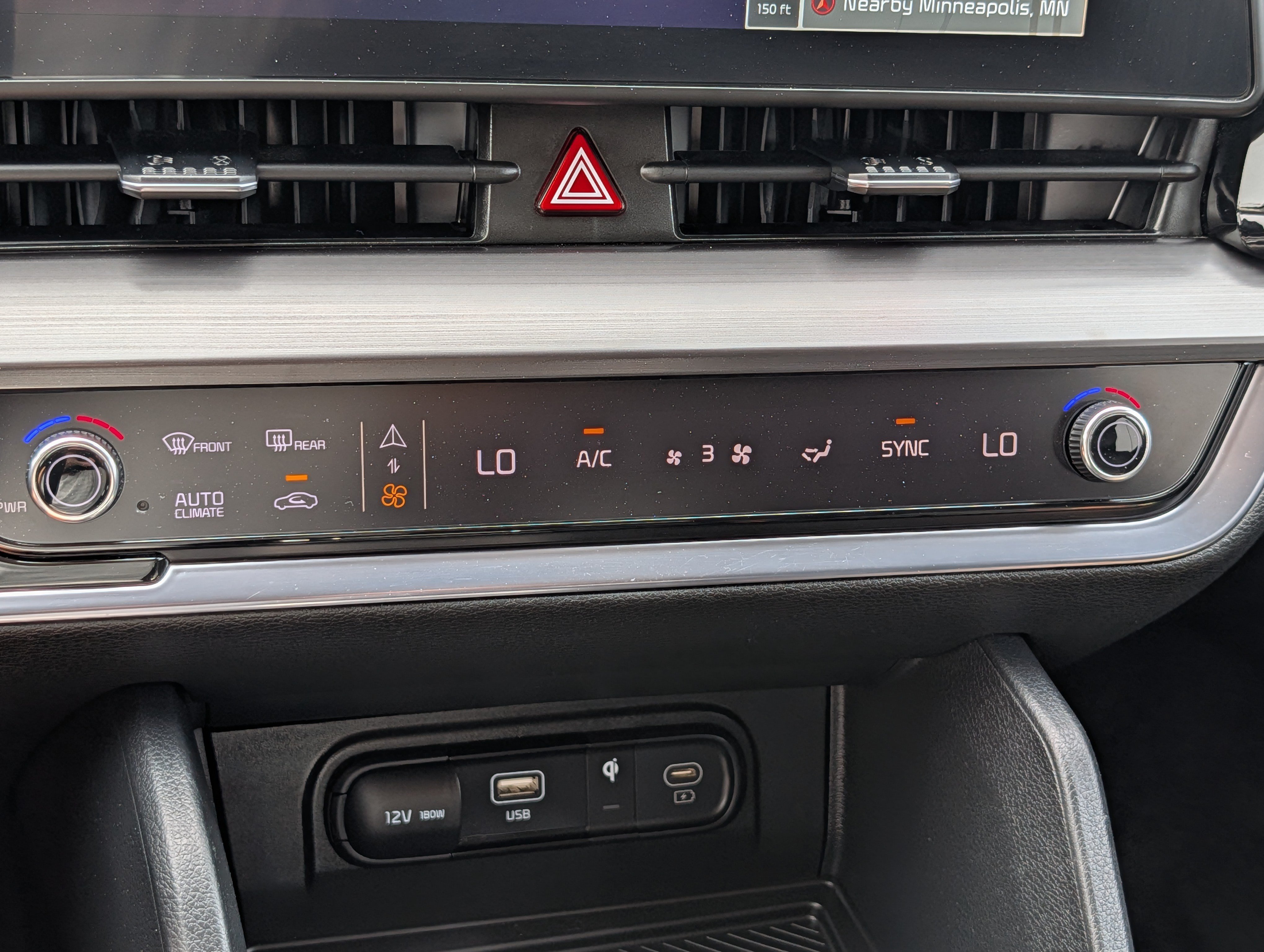 Certified 2024 Kia Sportage EX AWD/4WD image 23