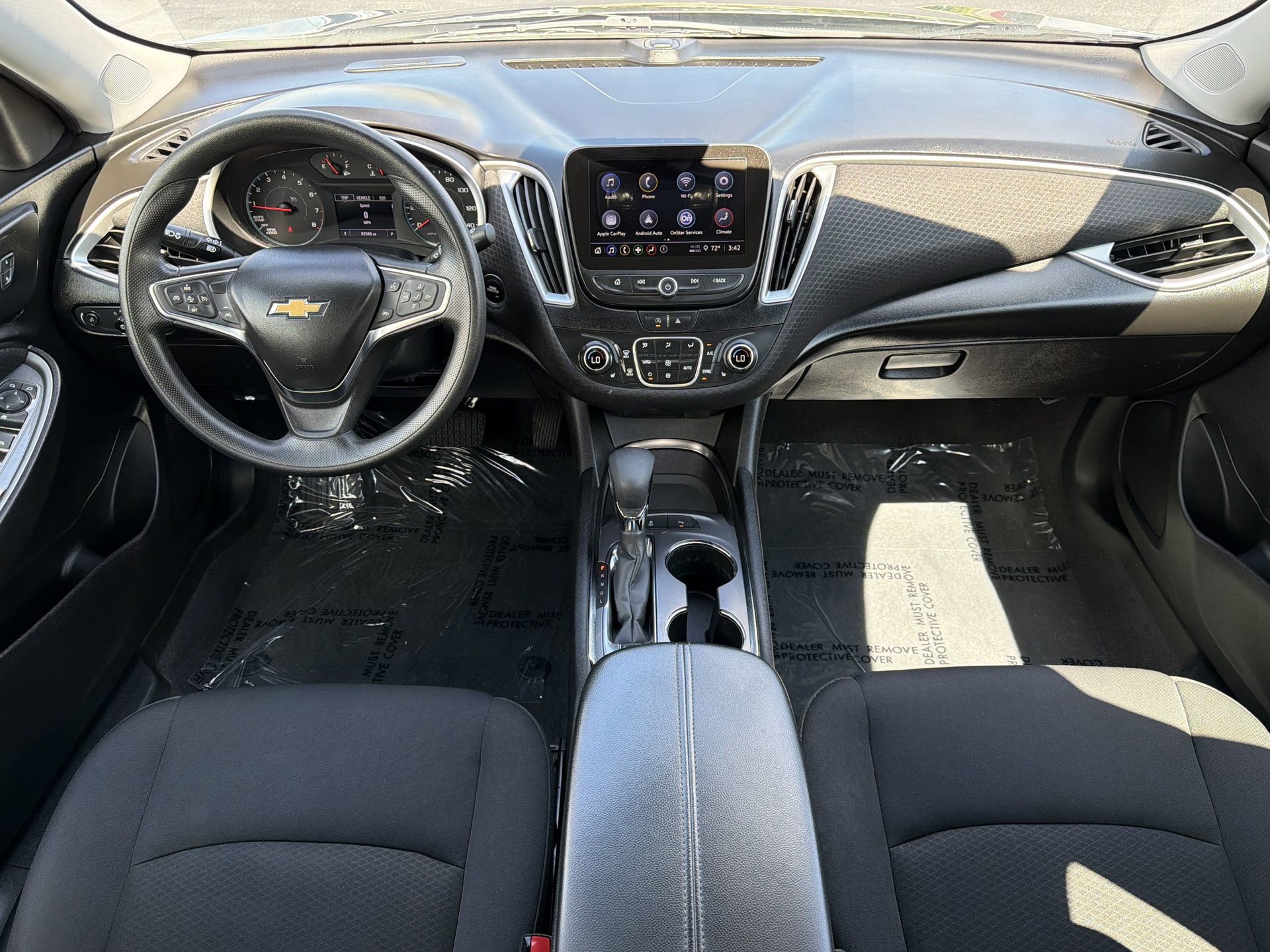 Used 2024 Chevrolet Malibu LT FWD image 2