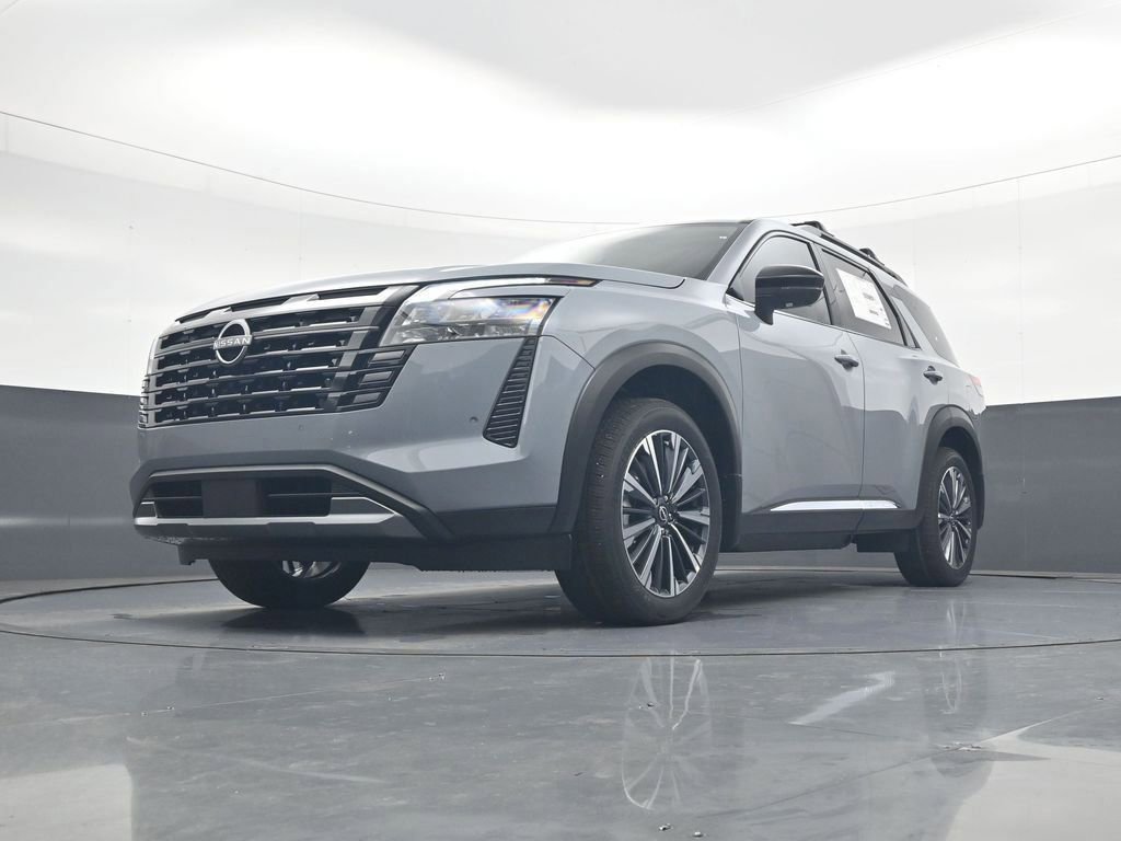 New 2026 Nissan Pathfinder Platinum image 9
