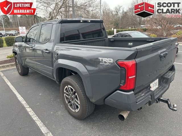 Used 2025 Toyota Tacoma TRD Sport image 1