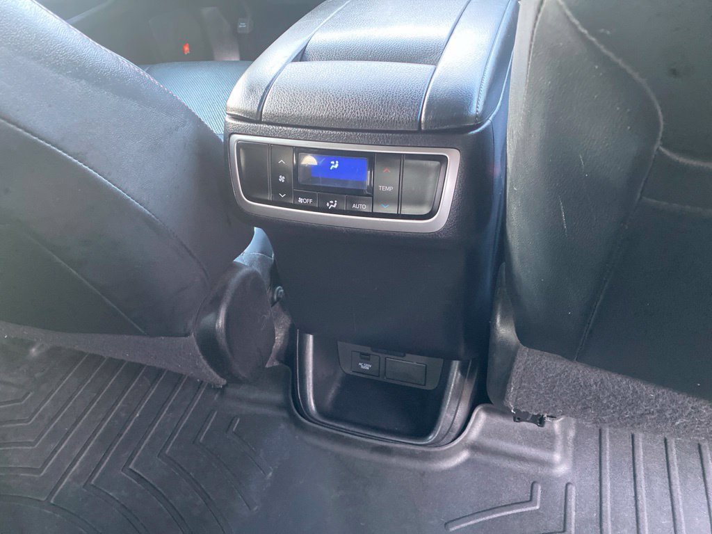 Used 2018 Toyota Highlander Limited w/ Protection Package #3 AWD/4WD image 43