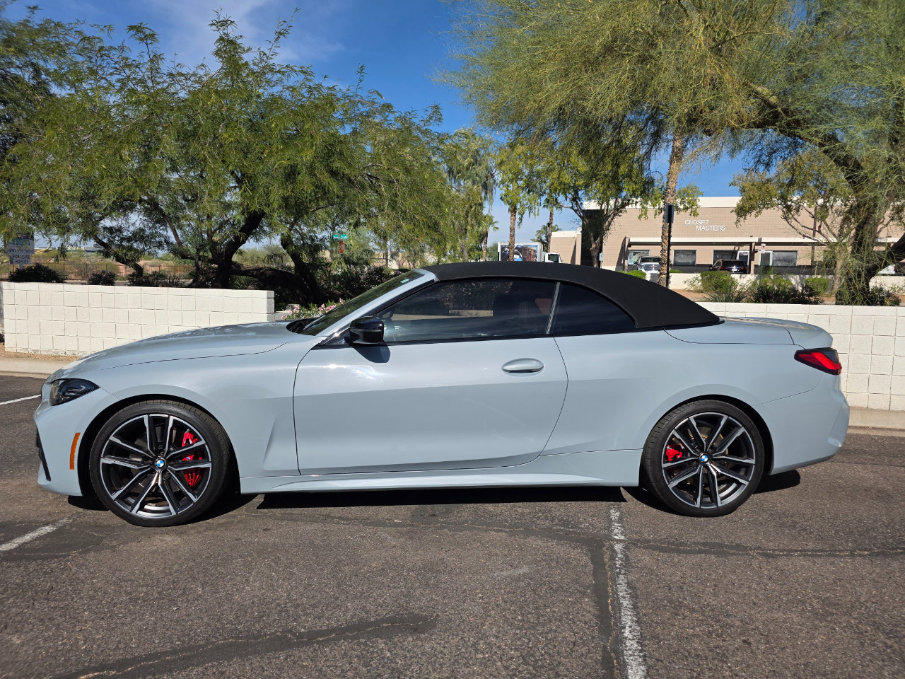Used 2023 BMW 430i Convertible w/ M Sport Package image 7
