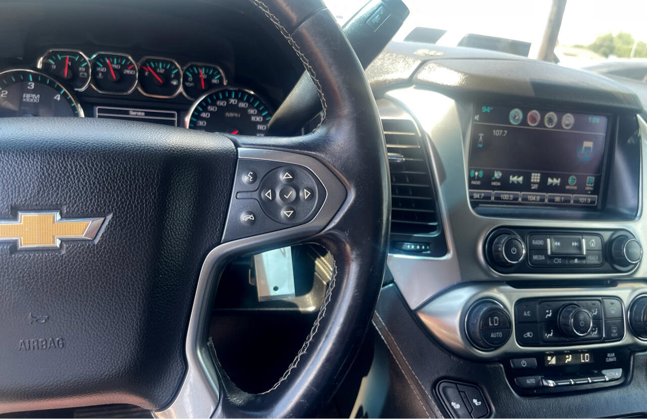 Used 2016 Chevrolet Suburban LT image 19