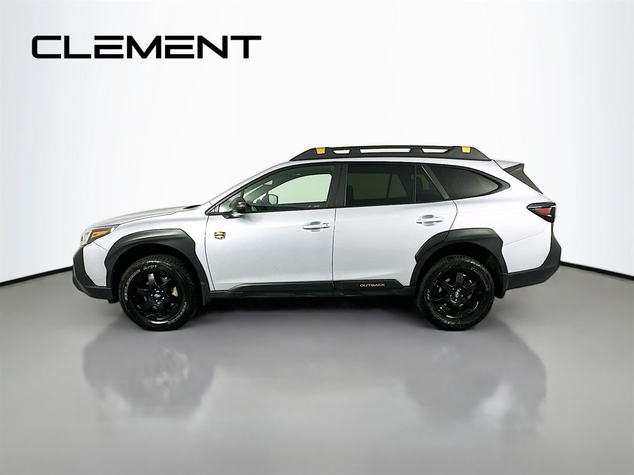 Used 2022 Subaru Outback Wilderness w/ Wilderness Package image 6