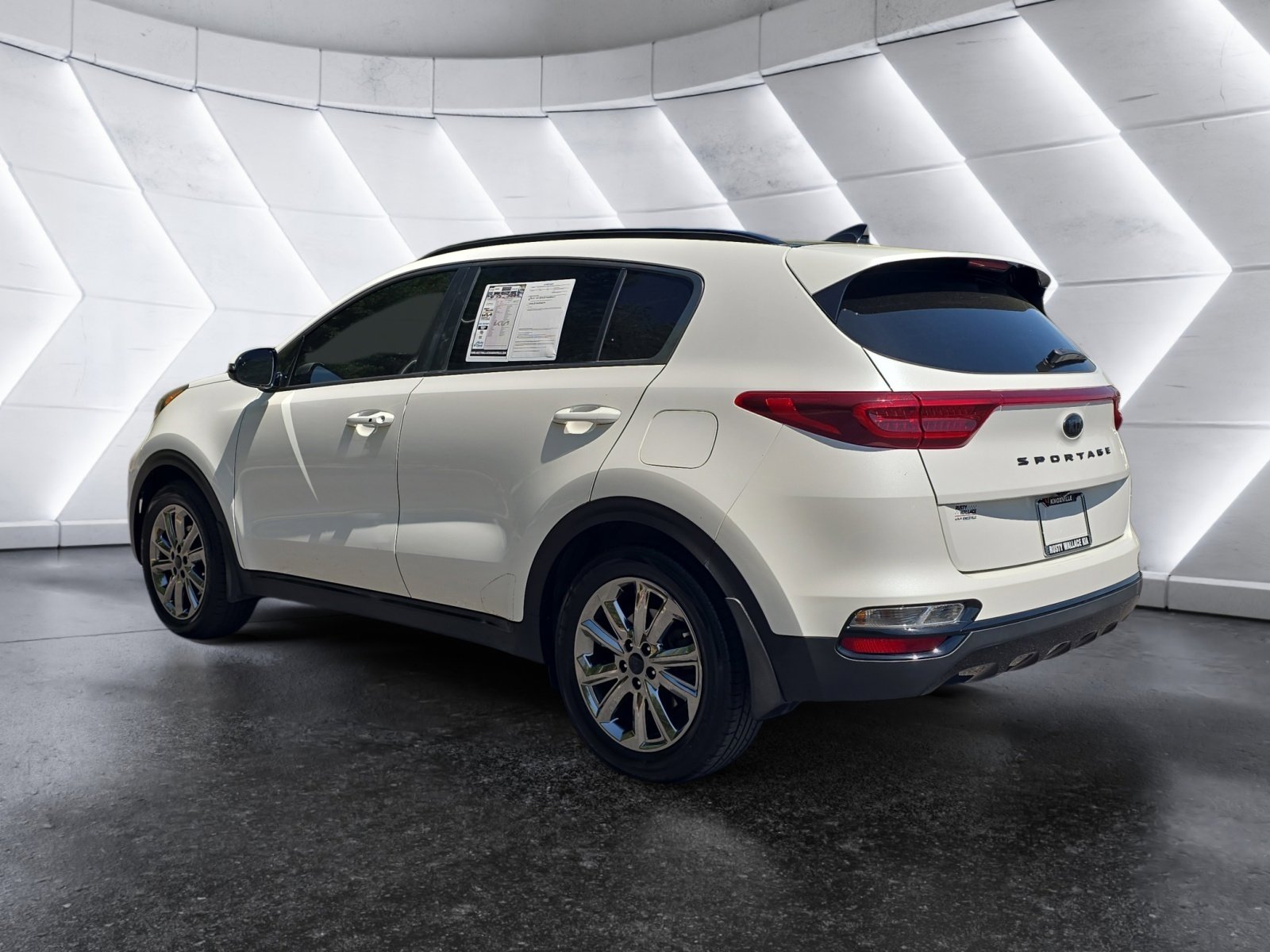 Used 2021 Kia Sportage S w/ S FWD Premium Package image 3