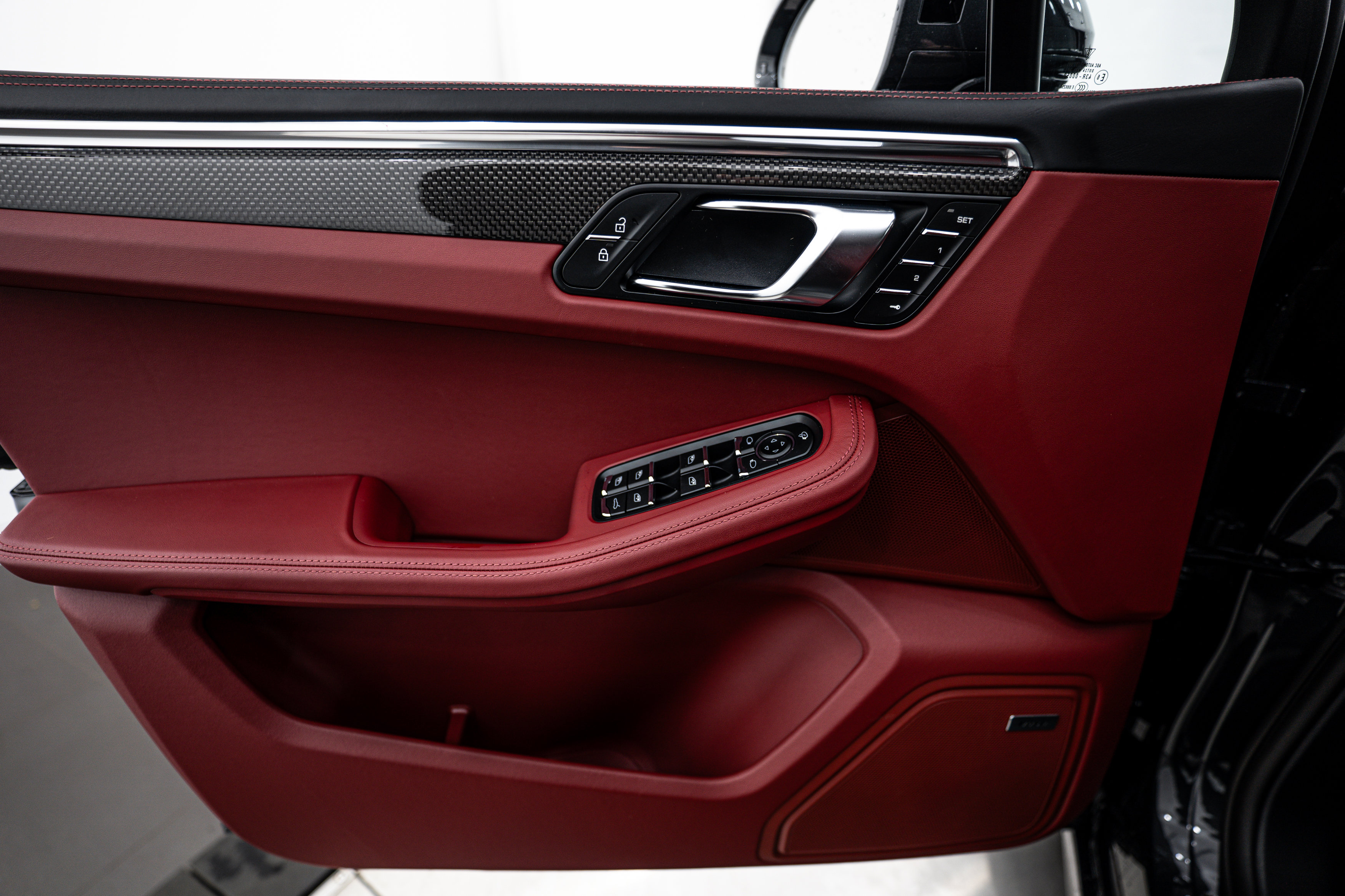 New 2026 Porsche Macan GTS image 17