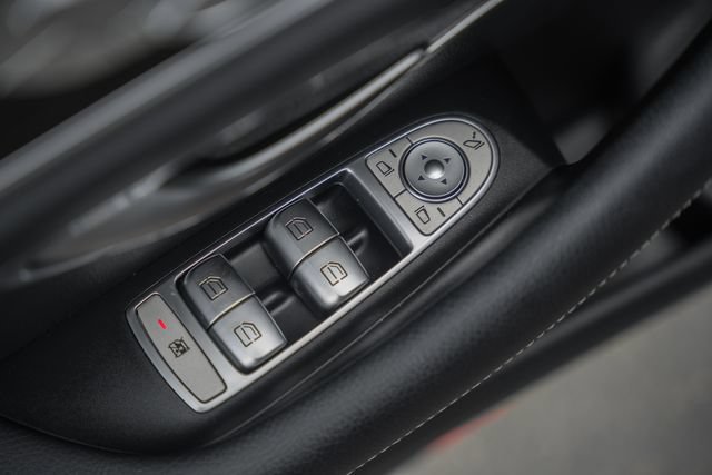 Certified 2022 Mercedes-Benz E 350 4MATIC Sedan image 38