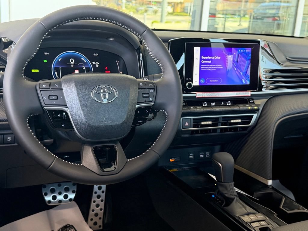 Certified 2026 Toyota Camry SE FWD image 32